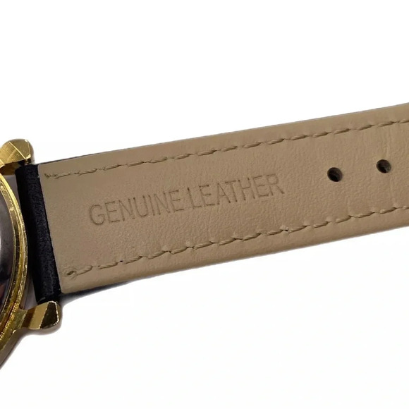 Vintage Christmas Watch Gold Tone Genuine Leather Band Holiday Elves New Battery - Picture 10 of 10